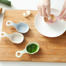 Multi Functional Be hanging wheat strawGinger Garlic Grinding Grater Planer Cooking Tool Kitchen Utensils Kitchen Accessories
