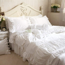 Handmade luxury bedding set Korean fold White Satin Lace inlay craft bedding for wedding ruffle duvet cover elegant bedspread