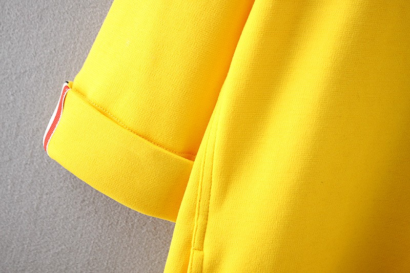 3729655587_1750474882