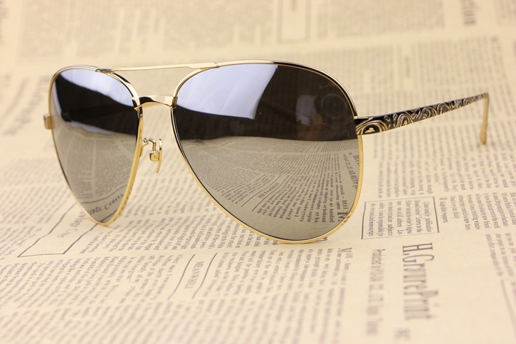 Фотография Unisex Sunglasses L-04A2 Oval frame Metal frame Reflective Lens Minimalist style  Anti-UV 400