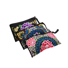 2016 Limited Small(20-30cm) Cell Phone Pocket Zipper New Bolsa Feminina Style Women Leather Bag Day Clutches Embroidery Clutch