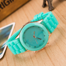 Top Brand Unisex Quartz Sports Fashion Casual Silicone Watches For Men Women Ladies Women AD 3