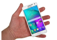 Samsung Galaxy A5 A5000 A500F Android 4 4 5 0 2GB 16GB MSM8916 Quad Core 1