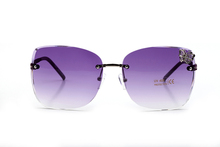 2015 Trendy Fashion Sunglasses Luxury Ladies Butterfly Designer Exclusive Brand Embellishment Sunglasses Women Glasses Female