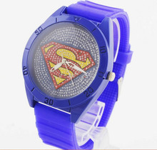Envío gratis 2014 nueva moda Superman reloj venta al por mayor, dibujos animados reloj de cuarzo reloj de diamantes amantes de moda unisex reloj