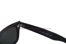 10pcs ot New style Designer sunglass mens womens Fashion 1046 Black Inside With Comics Print Sunglass