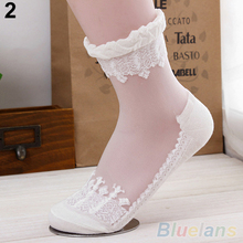 1 Pair New Ultrathin Transparent Beautiful Crystal Lace Elastic Short Socks 2KFI