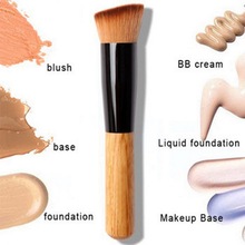 Professional Full Featured Foundation Makeup Brush Cream Flat Top Buffing Brush Cosmetic Makeup Basic Tool Wooden Handle