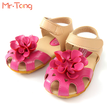 2015 New Arrival Summer Cool Baby Girls Sandals Shoes Skidproof Toddlers Infant Children Kids Flower Shoes PU Leather Size 21-30