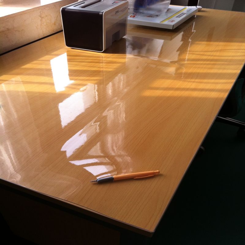 protection transparente pour table en verre