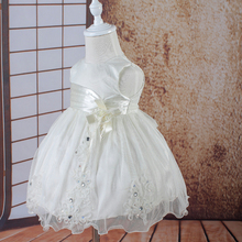 Hot Sales Beige Infant Princess 2016 New Lace Girl Baby Dress For 1 Year Birthday Dress Baby Girl christening Gowns Stock KR04