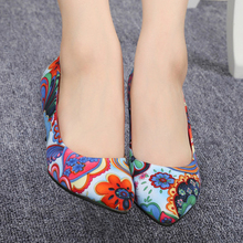 Fashion Women Multi Coloured Floral Print Pumps 2016 new arrival spring autumn red bottoms pointed feminine