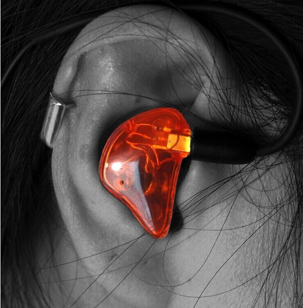 2015 3.14 Hifi sport Headphone Stereo Professional in-ear earphones high resolution headset for mp3 iPhone5 moxpad X3 piston 2015 3.14 Hifi sport Headphone Stereo Professional in-ear earphones high resolution headset for mp3 iPhone5 moxpad X3 piston