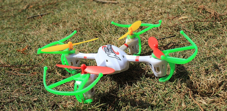 2.4GHz 4Channel Rc Plane LCD Screen Model Airplane LED Light Toys Control Remote Drone 100Meters Quadrocopter Mini Black White (25)