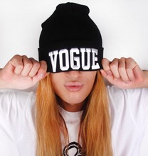 2016 Unisex hip-hop fashion sports hat black V06UE all-match Monogram knitted hat