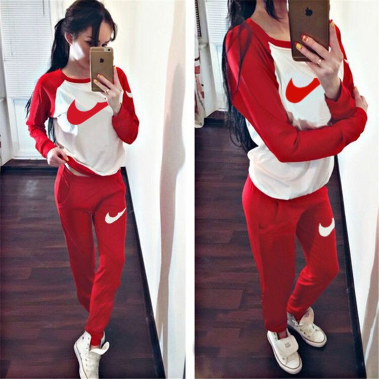women's name brand tracksuits