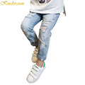 Kindstraum Boys Girls Ripped Jeans Spring Summer Style 2017 Trend Denim Trousers for Kids Children Distrressed