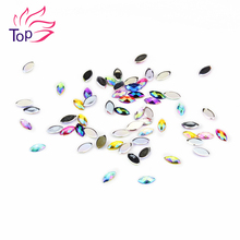 Top Nail 12 Shiny Color Horse Eye Design Acrylic Wheel Glitter Rhinestone Manicure Tips For Charms