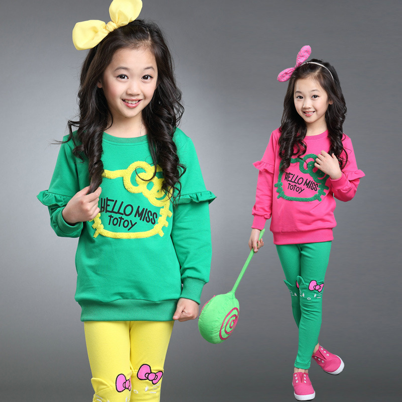 http://g01.a.alicdn.com/kf/HTB1zX2HHVXXXXXUXVXXq6xXFXXXV/Fashion-junior-girls-clothing-sets-candy-color-girl-tracksuit-cartoon-hello-kitty-girls-clothes-sets-baby.jpg