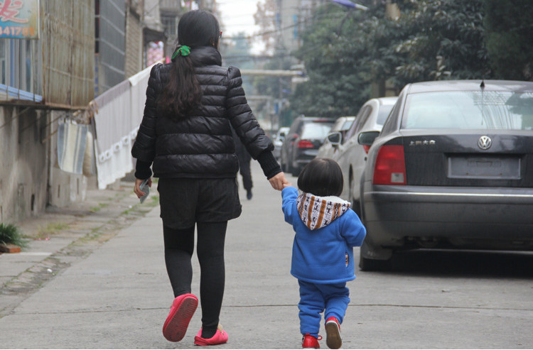 1-4 year old winter baby Boy girl Clothing ,Baby winter thick winter sweater 3pcs fitted vest hooded vest Kids Clothes Sets 1-4 year old winter baby Boy girl Clothing ,Baby winter thick winter sweater 3pcs fitted vest hooded vest Kids Clothes Sets