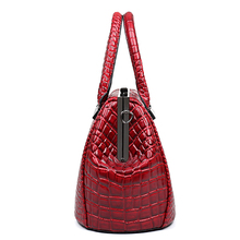 2016 Fashion High Quality PU Leather Crocodile Pattern Women Clip Handbags Designer Ladies Large Crossbody Bags