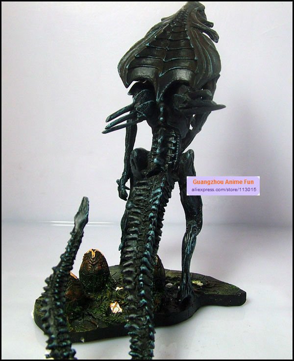 NECA Doll Alien vs predator Figure AVP Chestbuster Toys Empress of Aliens Resin Figurne 20cm/7.8