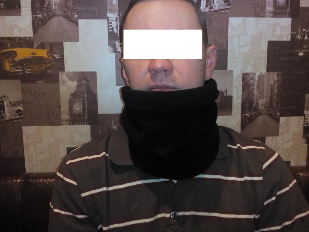 Доставка 1 месяц и 1 неделя до Калининграда. Описание соответствует, мягкий материал. Трек не отслеживался.